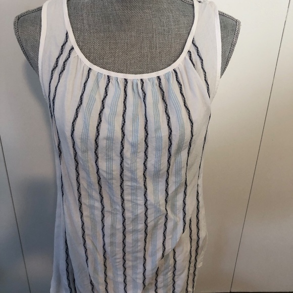 🕖 DYLAN SIZE SMALL CUTE TOP - Picture 1 of 5
